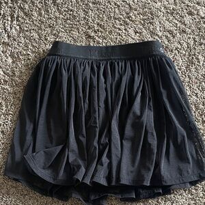 Wilson Black tennis Skirt size M. Worn once.